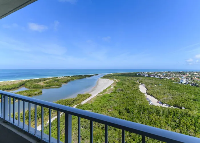 Stunning Beachfront Penthouse On 19Th Floor I Desirable Front Unit