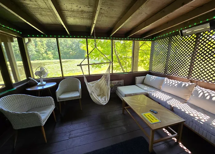 Turkey Trot, Cabin Getaway On Lake W/ Hot Tub