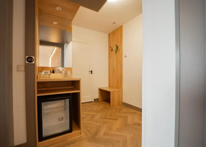 Art Hotel Rotterdam-Fully Renovated