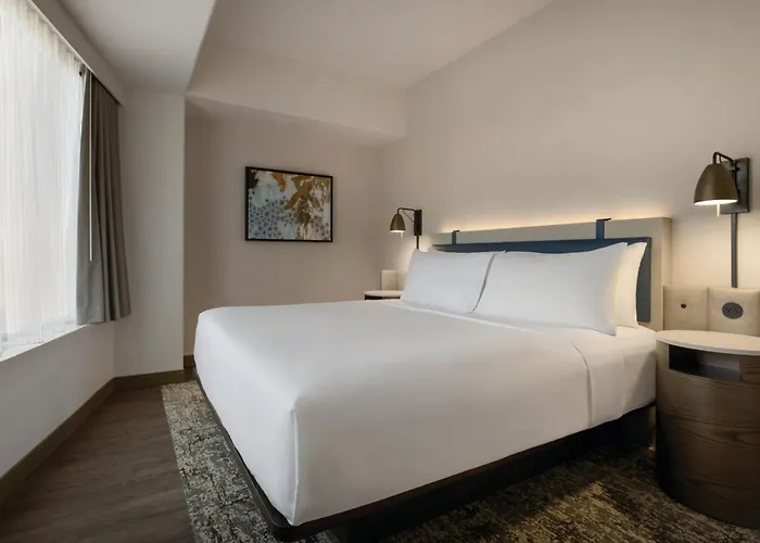 Crowne Plaza Seattle - No Resort Fee - Newly Renovated Ihg Hotel