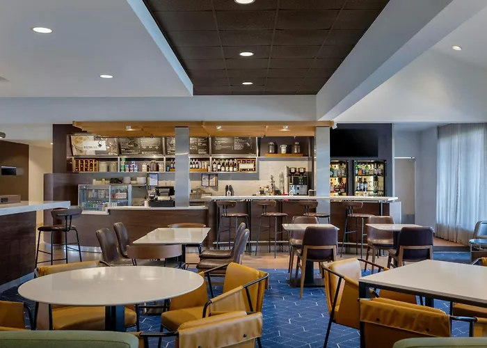 Courtyard By Marriott Boston Norwood/Canton