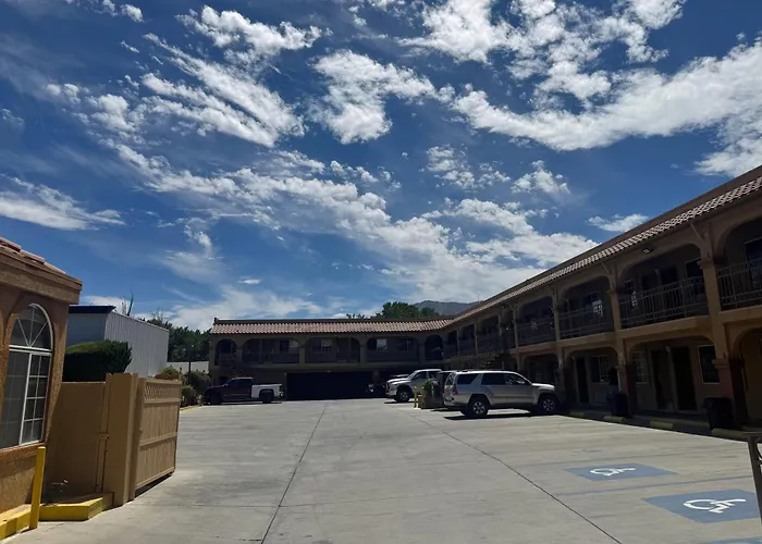 Days Inn By Wyndham Bishop