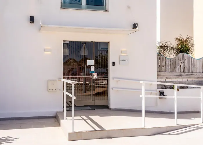 Outsite Ibiza - Work, Connect, Explore