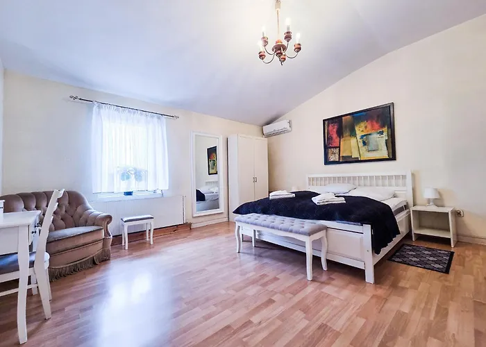 Hotel Komfort Inn - Dwor Hubertus