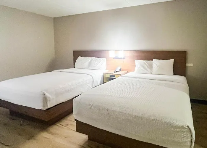 Studio 6 Suites Fremont, Oh