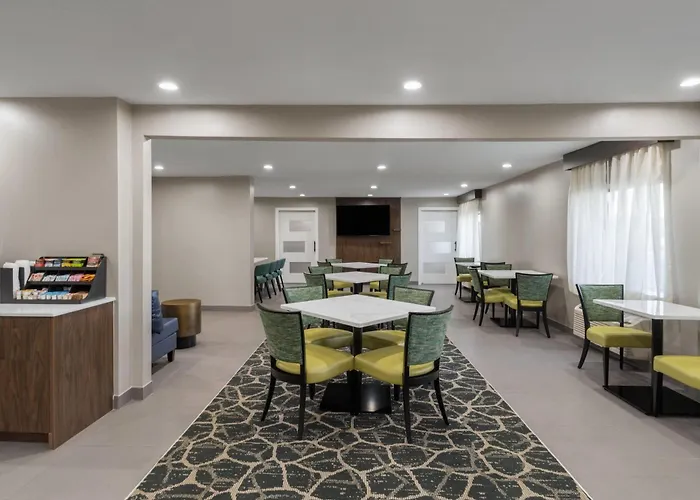 Hawthorn Extended Stay By Wyndham Jackson