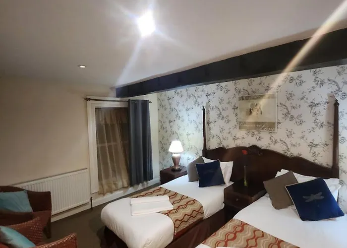 The Rose And Crown Hotel