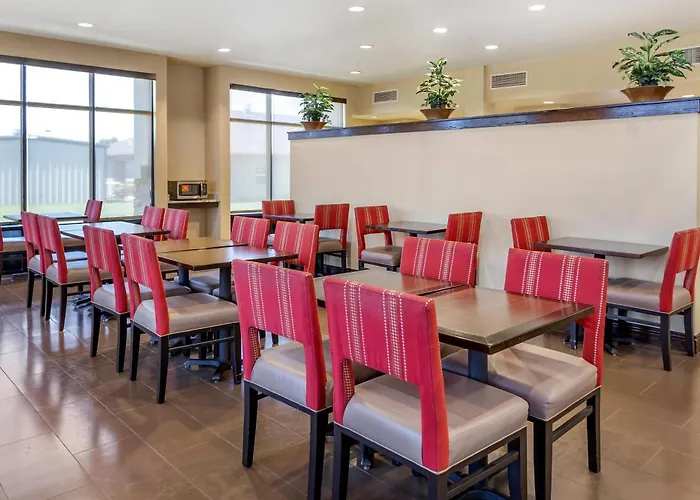 Comfort Suites Jonesboro University Area