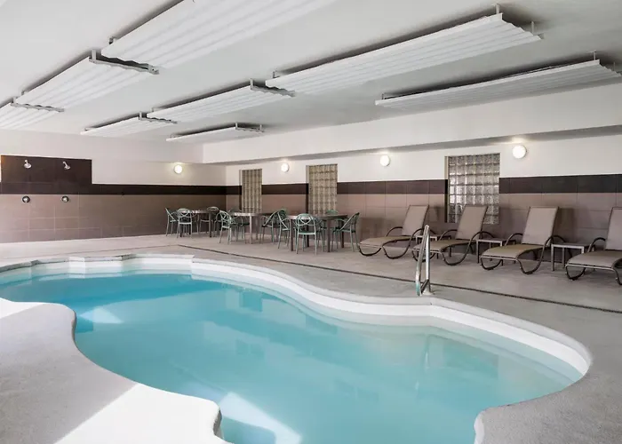 Garner Hotel Liberal North By Ihg