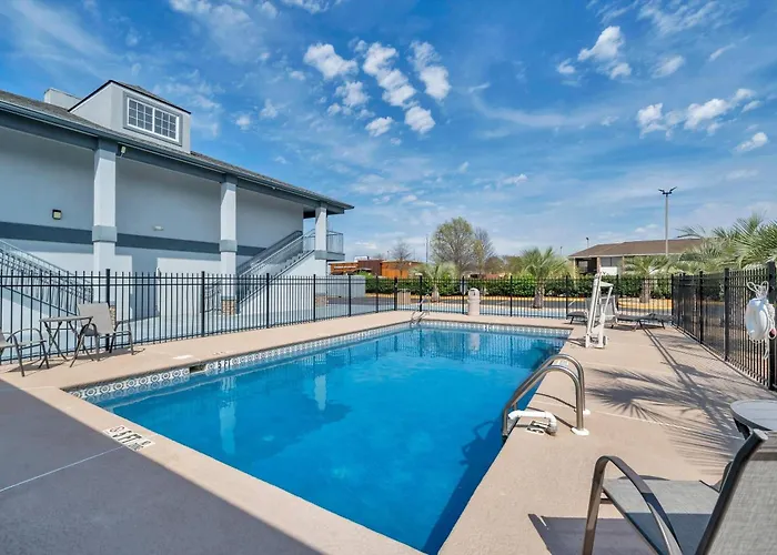 Baymont By Wyndham Warner Robins