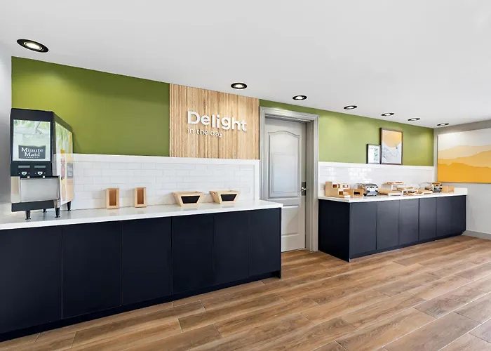 Spark By Hilton Redlands
