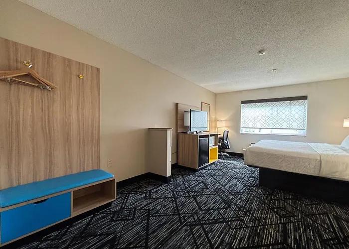 Baymont By Wyndham Decatur Il North