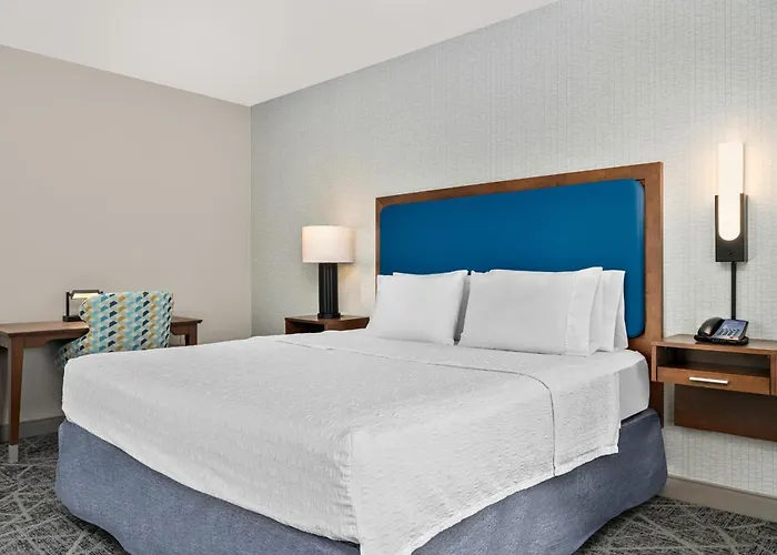 Hampton Inn Chicago North-Loyola Station, Il