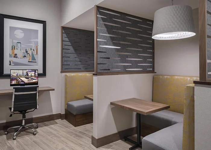 Hampton Inn Boston Woburn