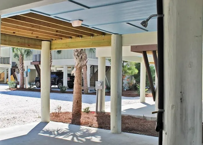 Prime True Blue Walk To Beach Pool Pets Near The Hangout Parking