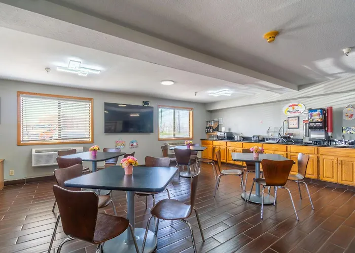 Super 8 By Wyndham Sioux City South