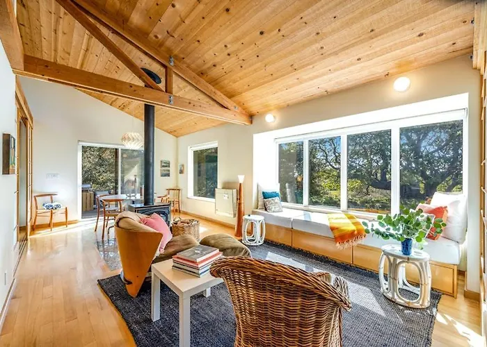 Madrone Cottage