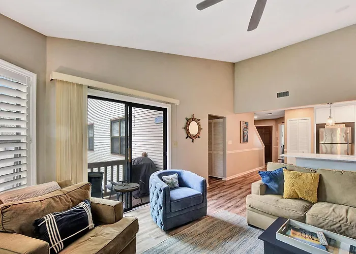 Harbour Oaks 112