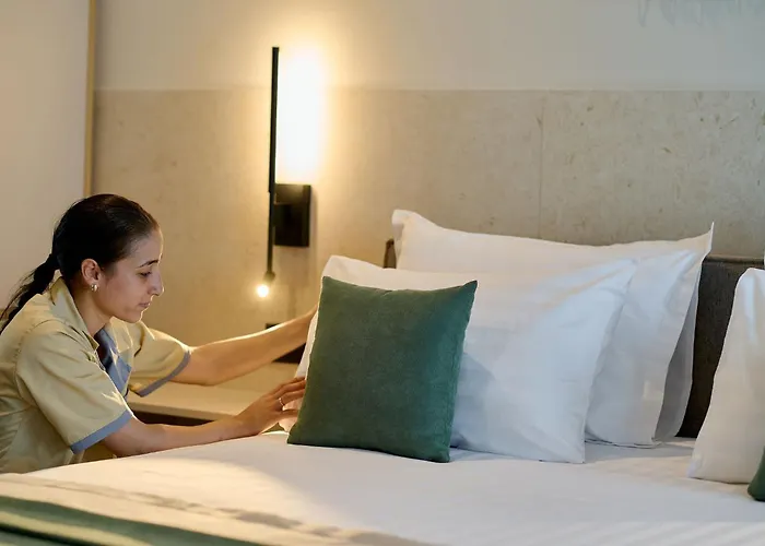 Alezzi Infinity Aparthotel & Spa