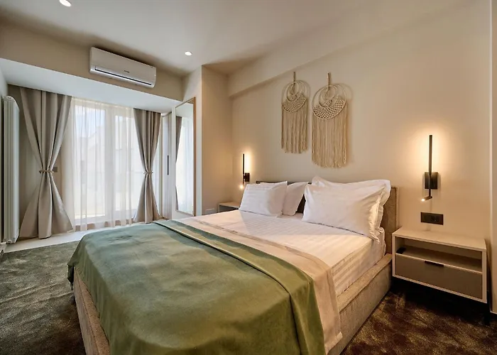 Alezzi Infinity Aparthotel & Spa