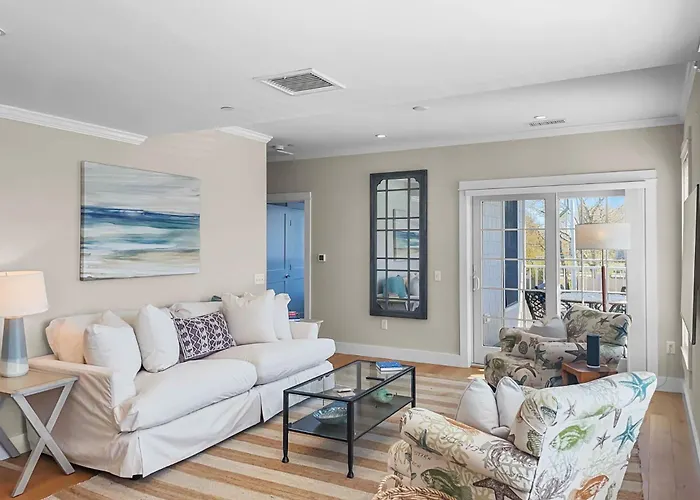 Luxury Downtown Harwich Port Condo Retreat