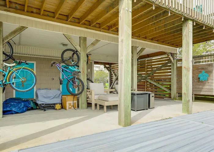 Walk To Surf City Beach: Ocean-View Home W/ Decks