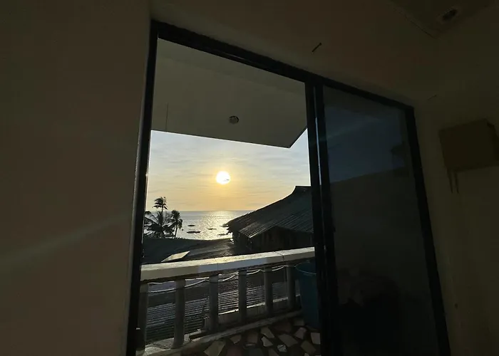 Liberty'S Lodge And Diving - Apo Island