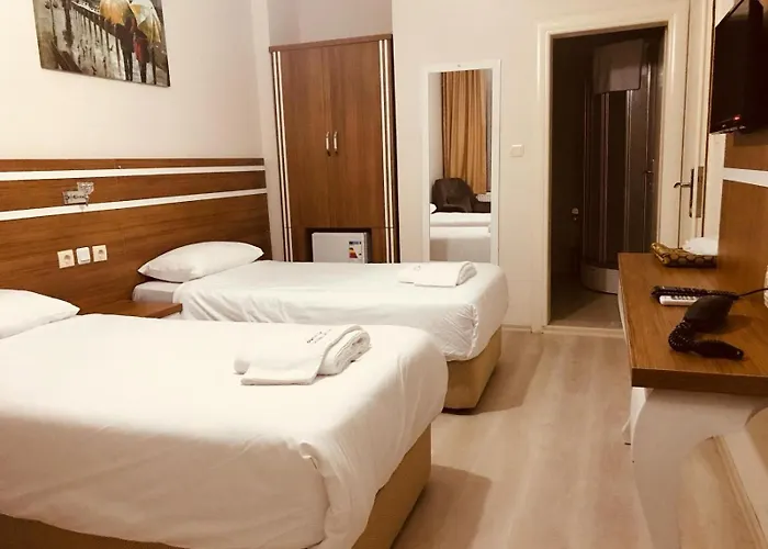 Larok Hotel