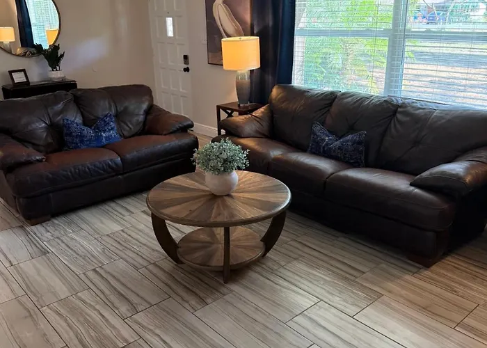 2 Homes Within 5 Miles Of Each Other, One On Lake