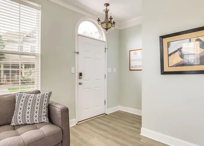 Cozy Corner Townhome