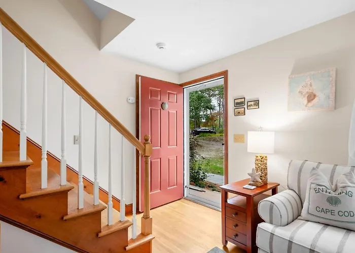 Woods Edge: Walk To Red River Beach, Pet Friendly