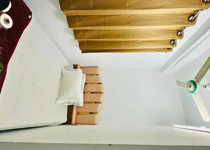 Hotel New Kalabgan Residential