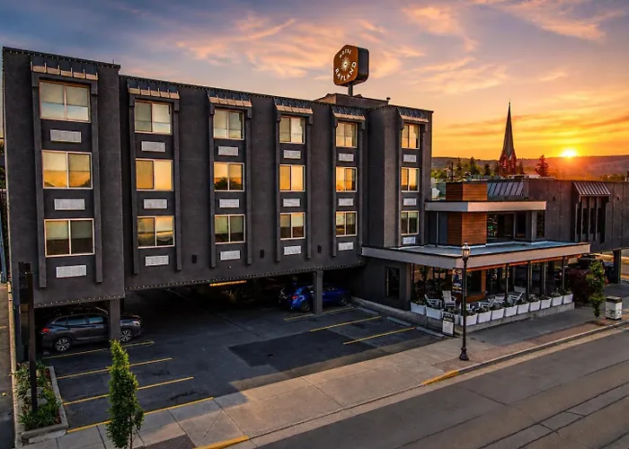 Rayland Hotel