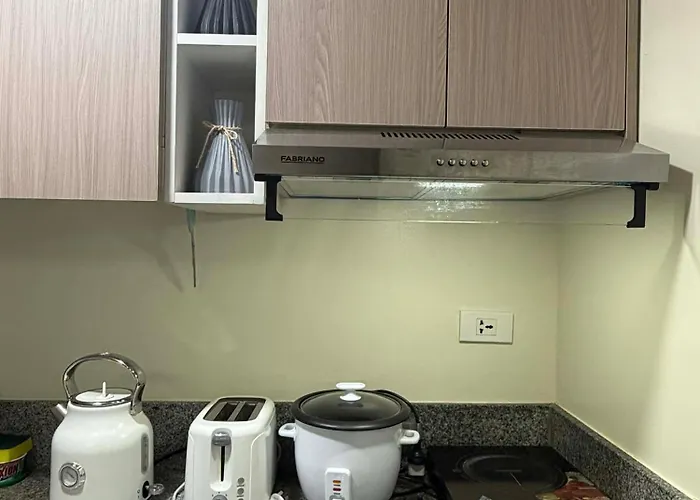 Fullerton Suites C Homestay