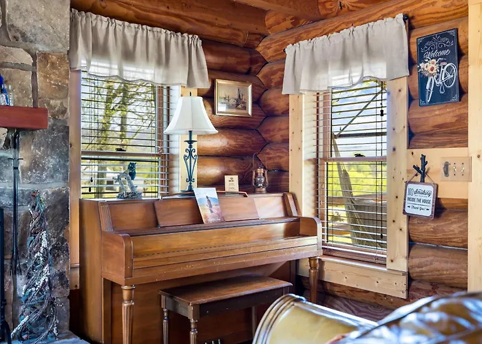 Entire Cabin 15 Mins To The Great Smoky Mountains