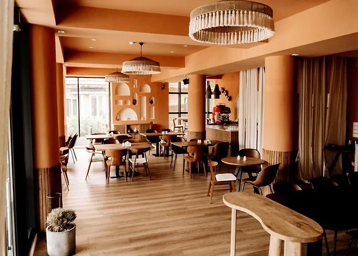 Novo Studio Hotel