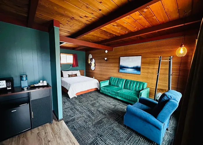 Adoba Inn Charlevoix