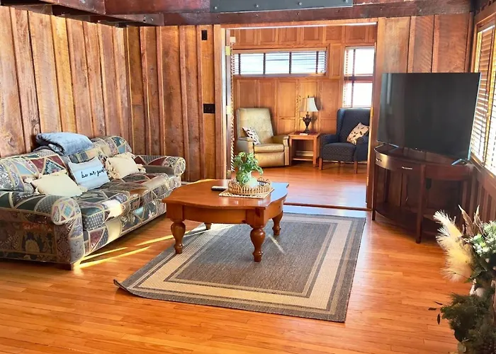 Penthouse W Boho Loft And Jacuzzi And Balcony 3 Bdrm
