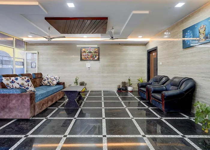 Oyo Collection O Mini Bypass Nellore Road Formerly Amr Guest Inn