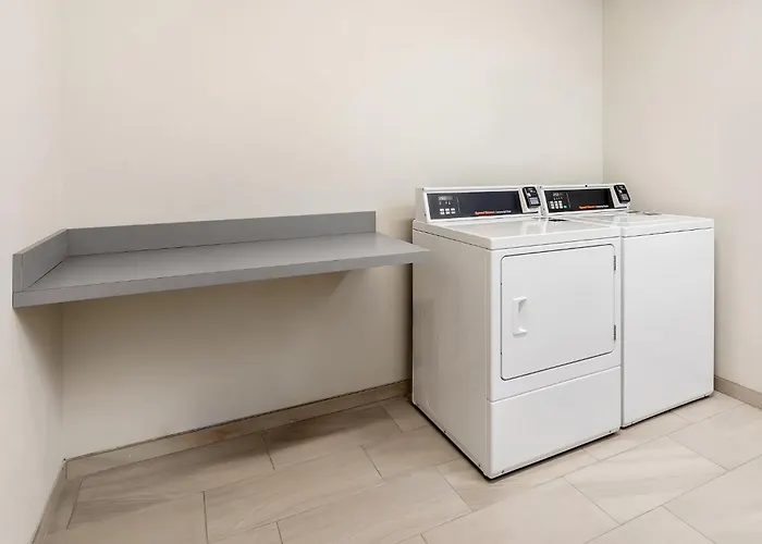 Holiday Inn Express & Suites Roseburg North By Ihg