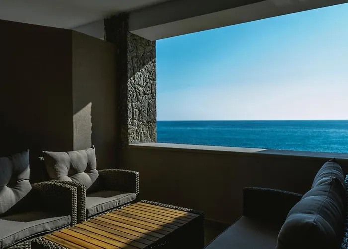 Black Rocks Family Beach Resort