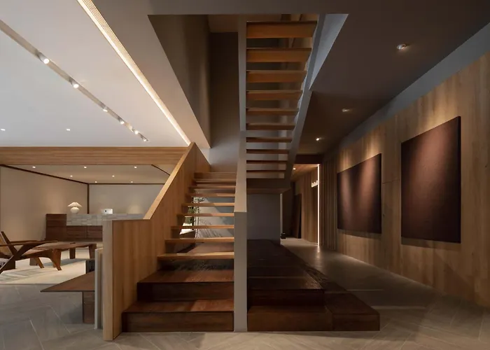 Nest House