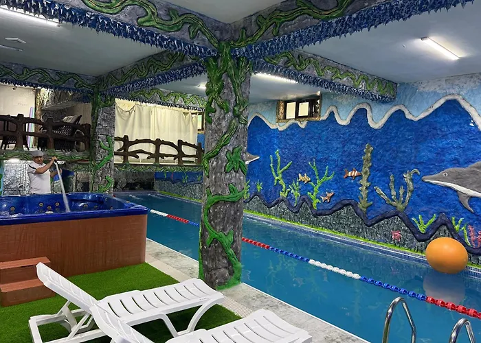 Delfin Hotel Restoran Spa Ganja Ailəvi