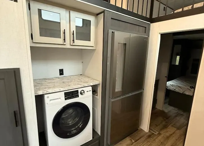 Riverfront Tiny Home 3 Bed With Privacy And A View