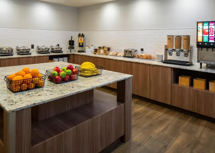 Fairfield Inn & Suites By Marriott Charlotte Uptown