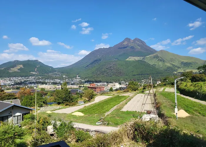 Yufuin Monday 湯布院マンデー