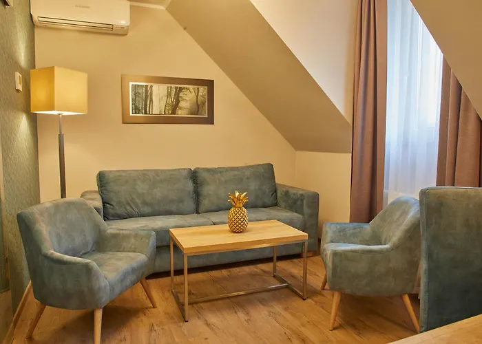 Bernstein Acamed Resort