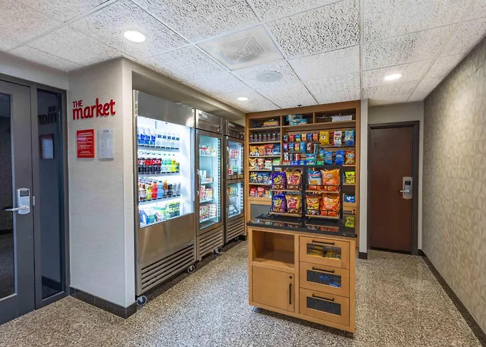 Drury Inn & Suites St. Louis Airport