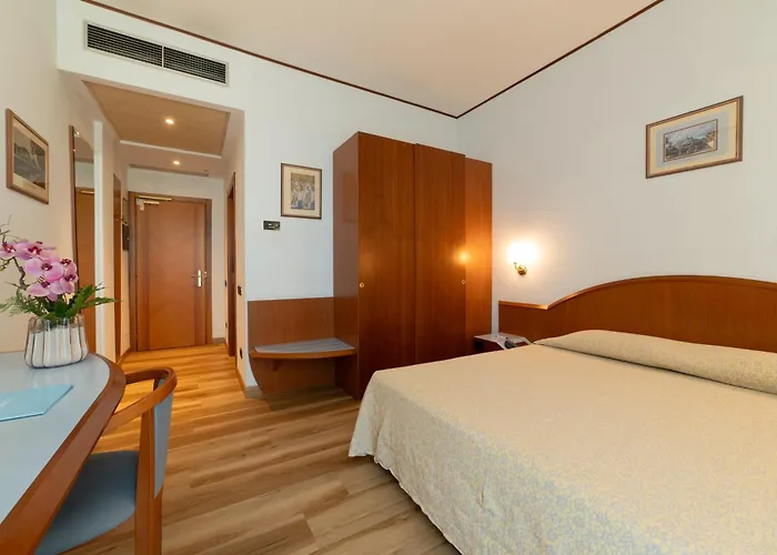 Hotel Persico'S