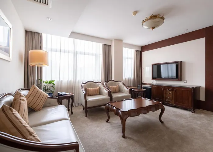 Tang Palace Hotel